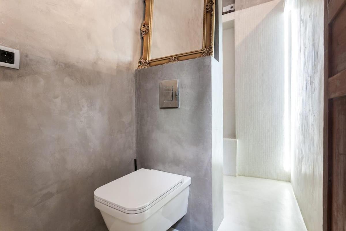 Casita Artista En Bello Edificio Barrio Ruzafa Valencia Ngoại thất bức ảnh